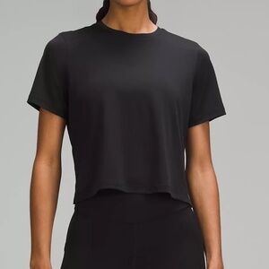 Lululemon ultralight waist length t shirt